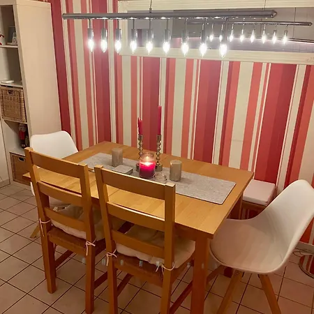 Schoenes Und Ruhiges Mit Franzoesischem Balkon